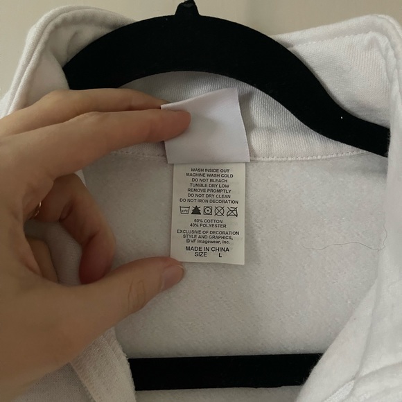 Raiders NFL size large - Picture 2 of 5